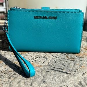 Michael Kors Smartphone Wallet